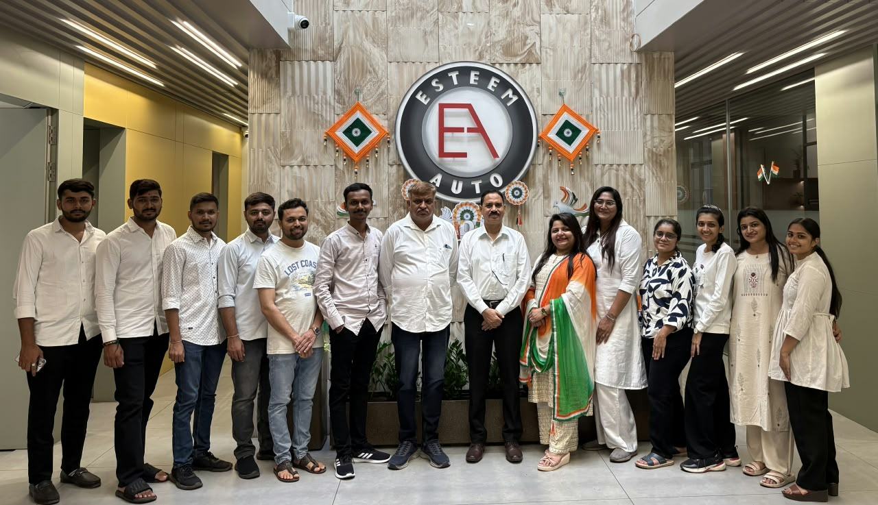 Esteem Auto staff at the Rajkot office
